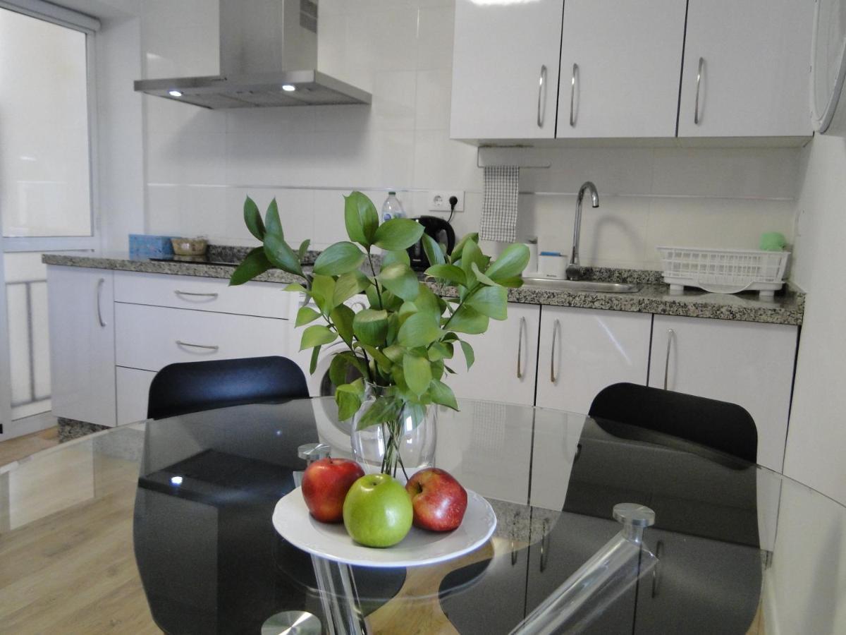 Apartamento Con Vistas A La Catedral A 15 Minutos Del Centro Málaga Kültér fotó
