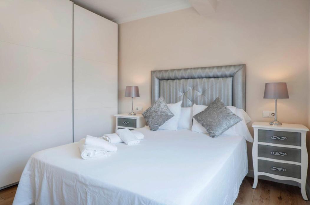 Apartamento Con Vistas A La Catedral A 15 Minutos Del Centro Málaga Kültér fotó